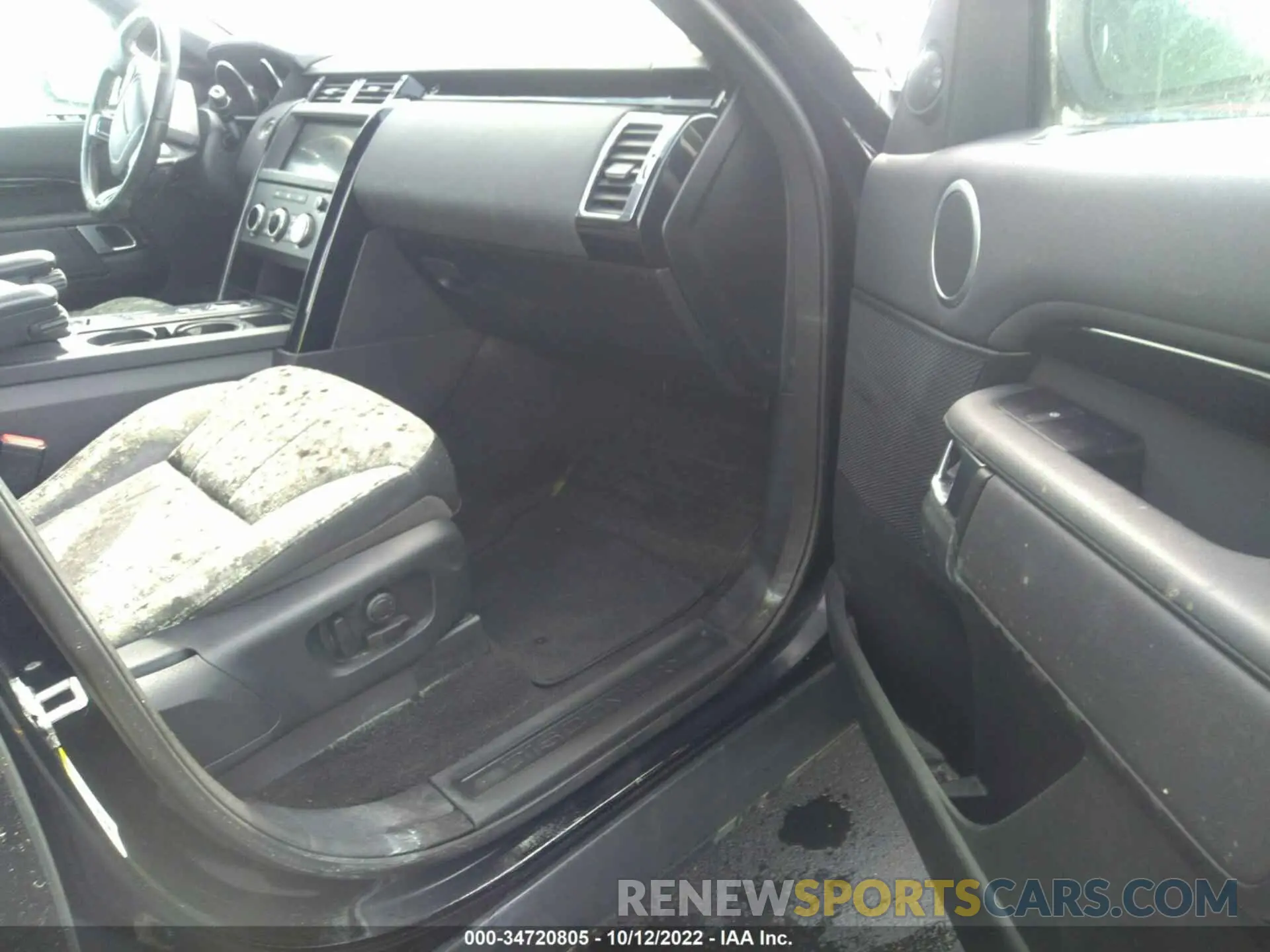 5 Photograph of a damaged car SALRG2RV3L2428708 LAND ROVER DISCOVERY 2020