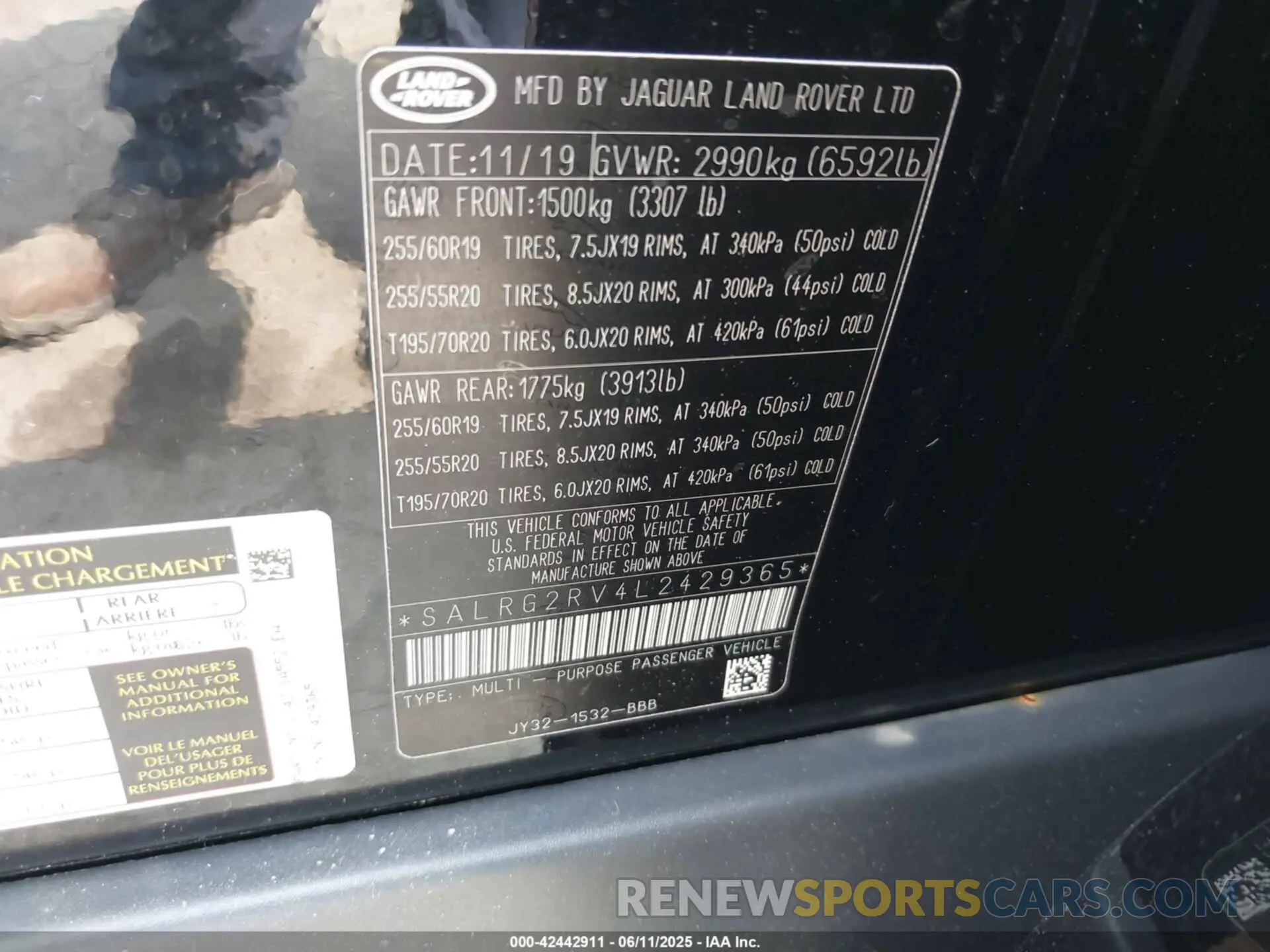 9 Photograph of a damaged car SALRG2RV4L2429365 LAND ROVER DISCOVERY 2020