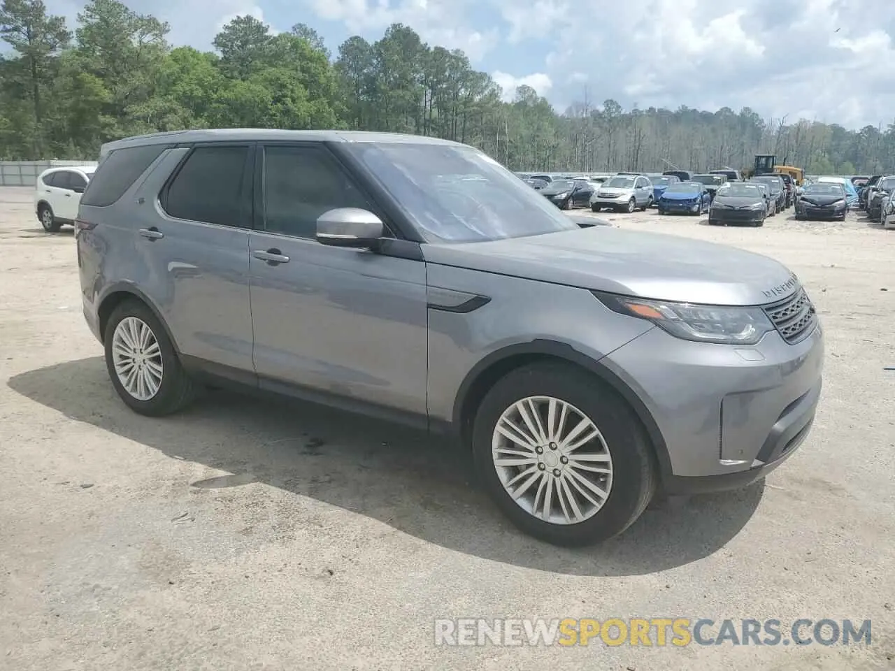 4 Photograph of a damaged car SALRG2RV5L2418195 LAND ROVER DISCOVERY 2020