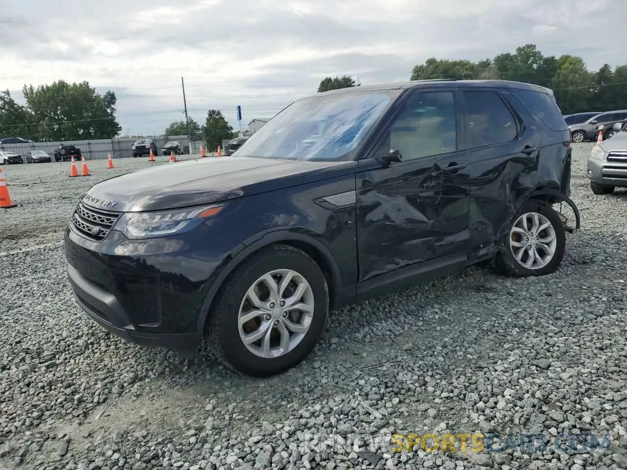 1 Photograph of a damaged car SALRG2RV8L2425979 LAND ROVER DISCOVERY 2020