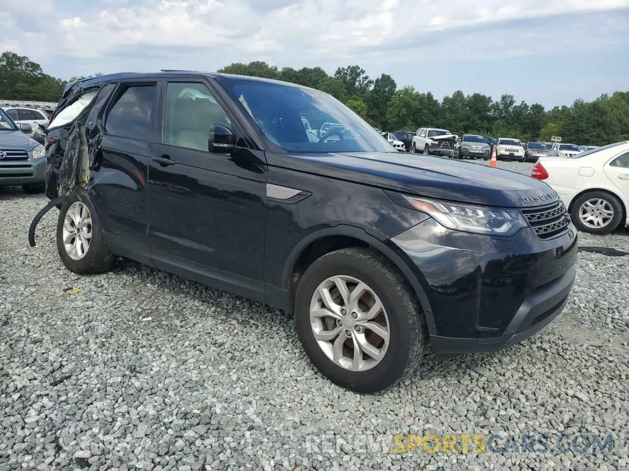 4 Photograph of a damaged car SALRG2RV8L2425979 LAND ROVER DISCOVERY 2020