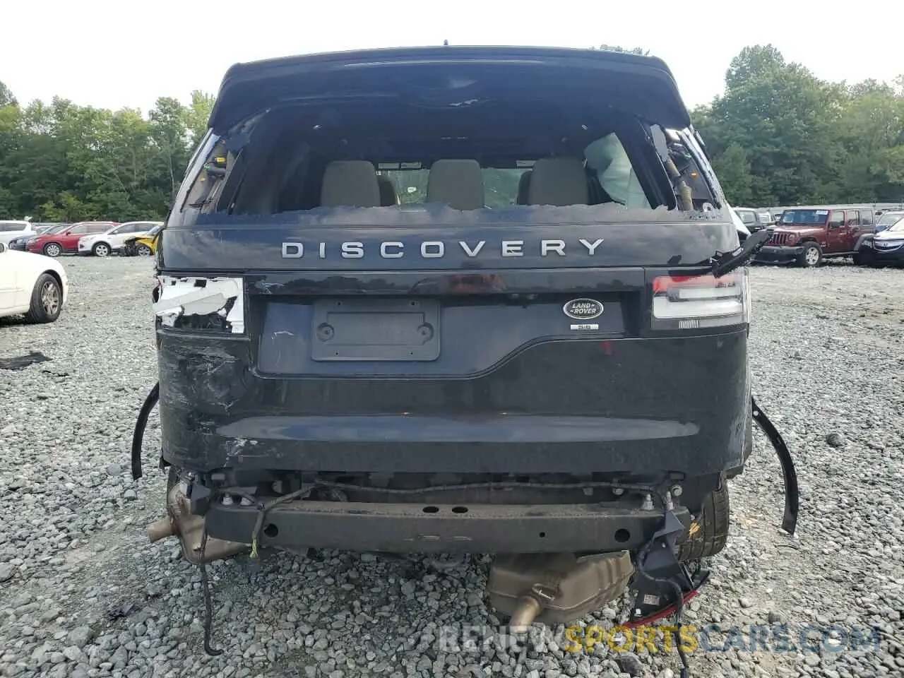 6 Photograph of a damaged car SALRG2RV8L2425979 LAND ROVER DISCOVERY 2020