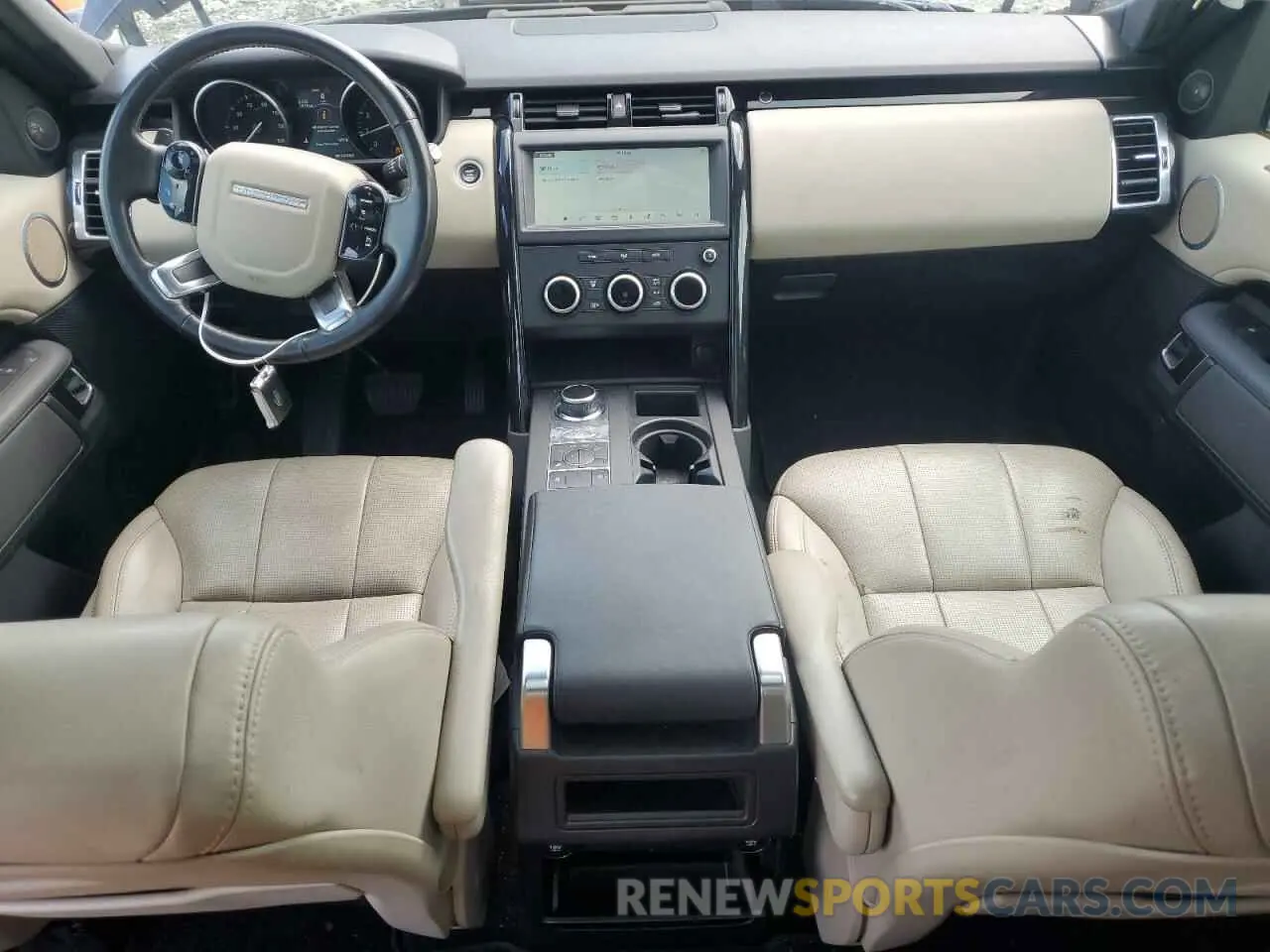 8 Photograph of a damaged car SALRG2RV8L2425979 LAND ROVER DISCOVERY 2020