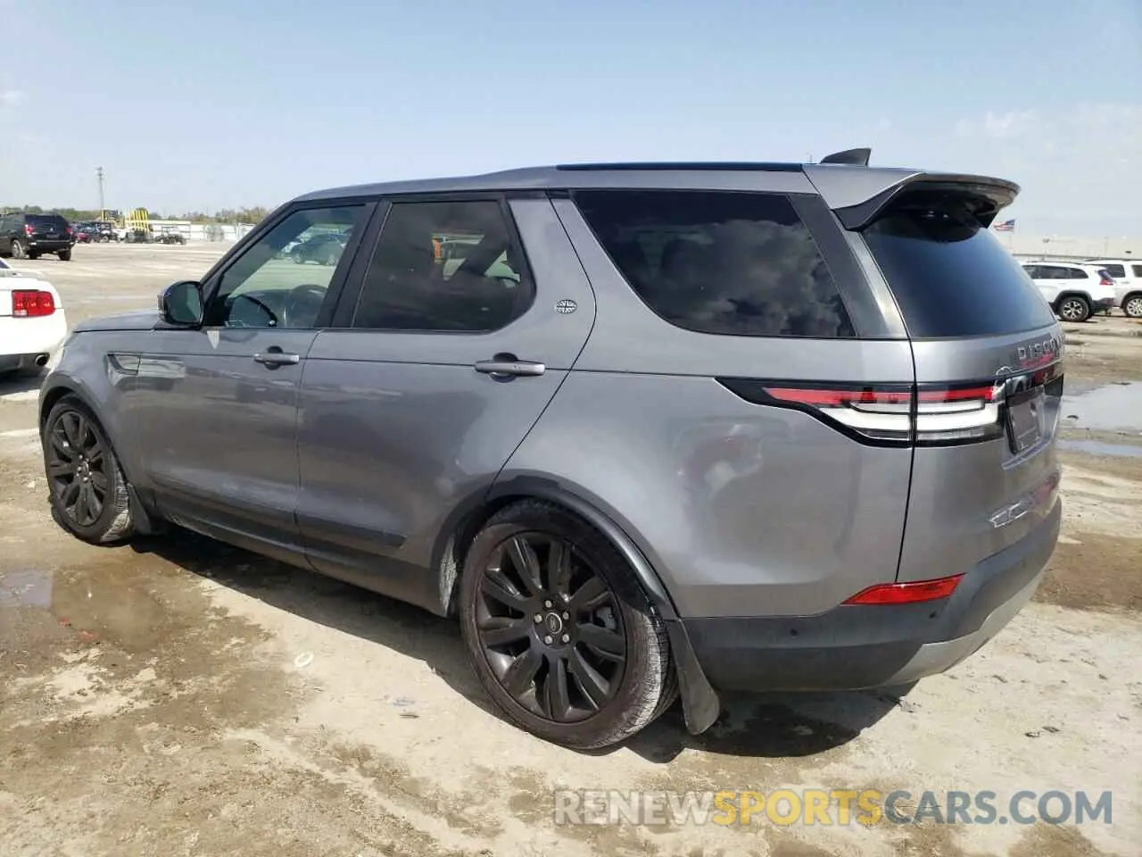 2 Photograph of a damaged car SALRG2RVXL2426339 LAND ROVER DISCOVERY 2020