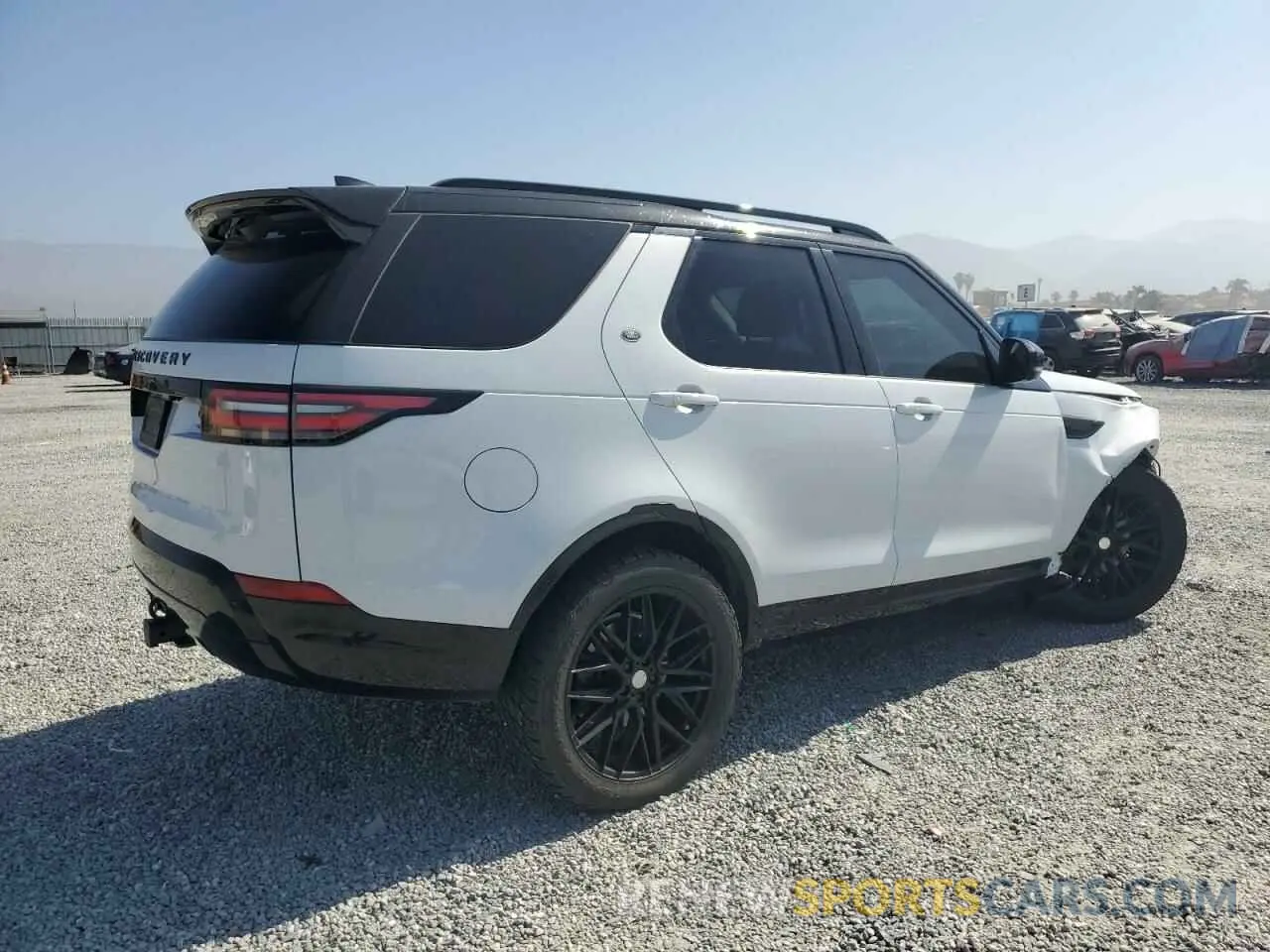 3 Photograph of a damaged car SALRR2RV0L2432824 LAND ROVER DISCOVERY 2020