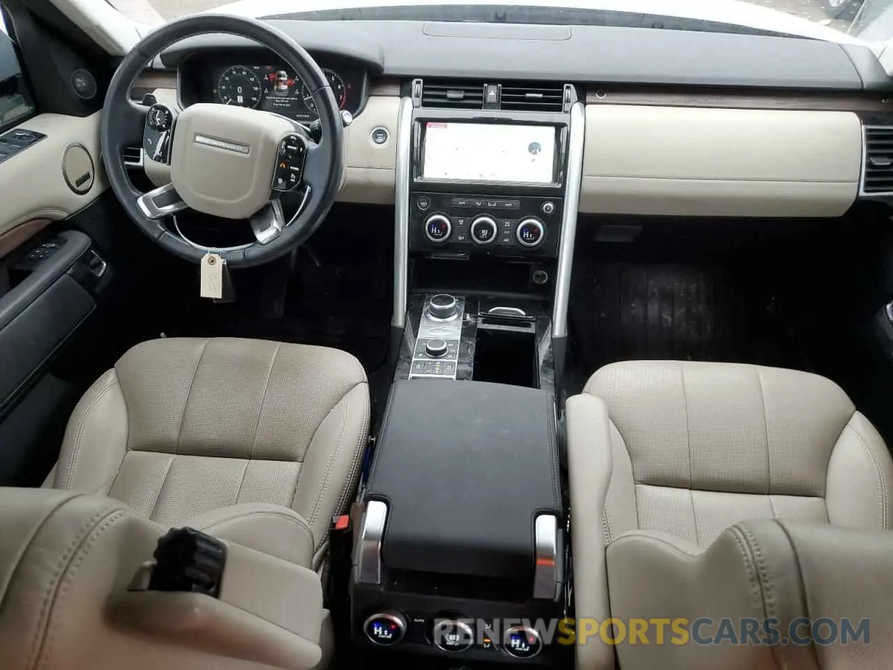8 Photograph of a damaged car SALRR2RV1L2433304 LAND ROVER DISCOVERY 2020