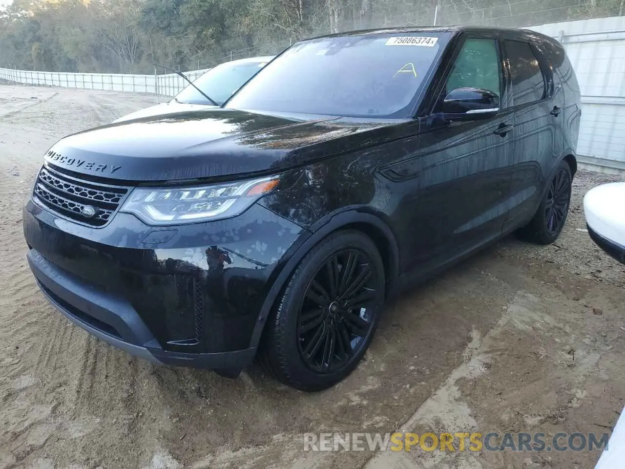 1 Photograph of a damaged car SALRR2RV3L2441517 LAND ROVER DISCOVERY 2020