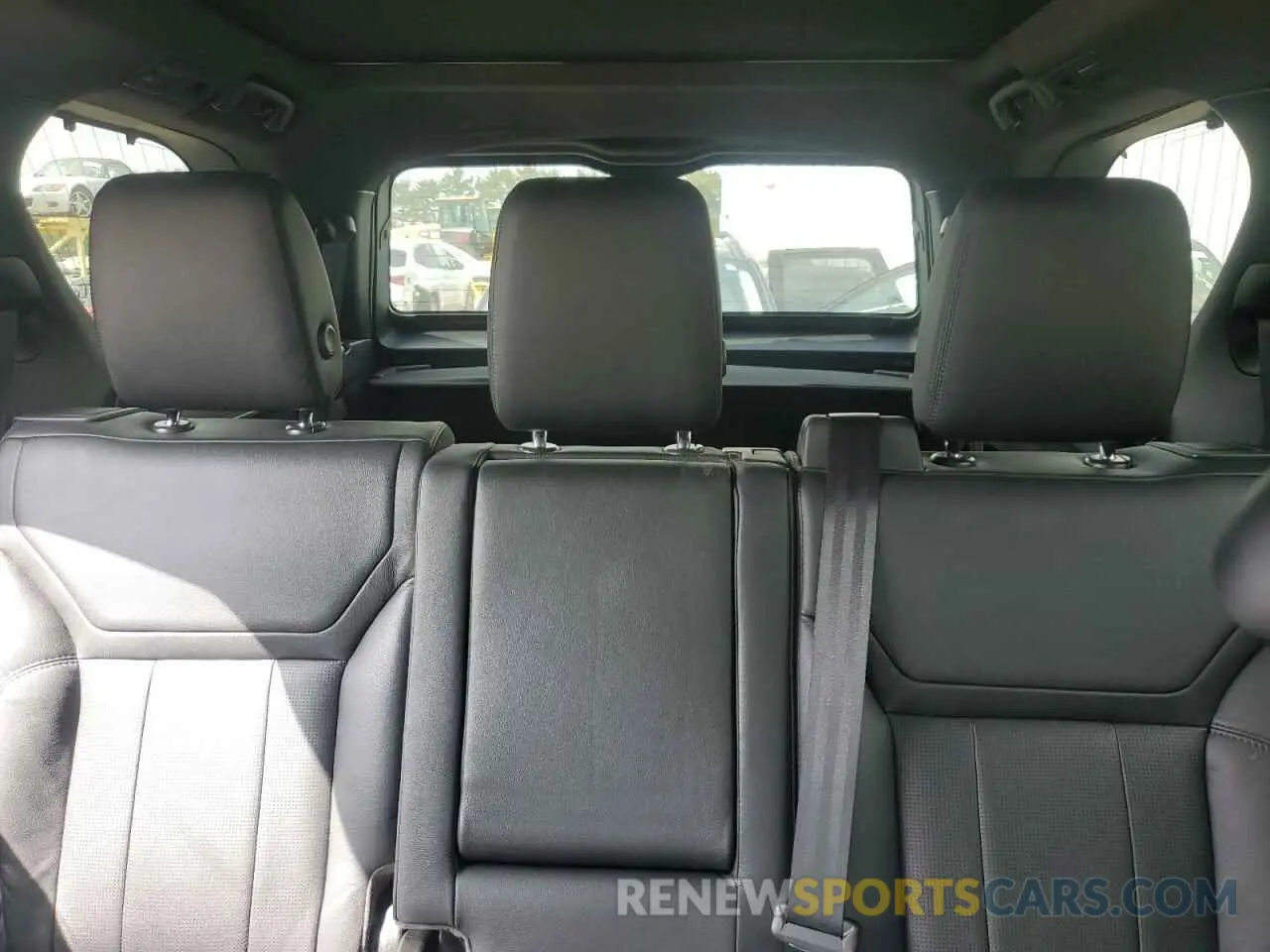 10 Photograph of a damaged car SALRR2RV8L2432165 LAND ROVER DISCOVERY 2020