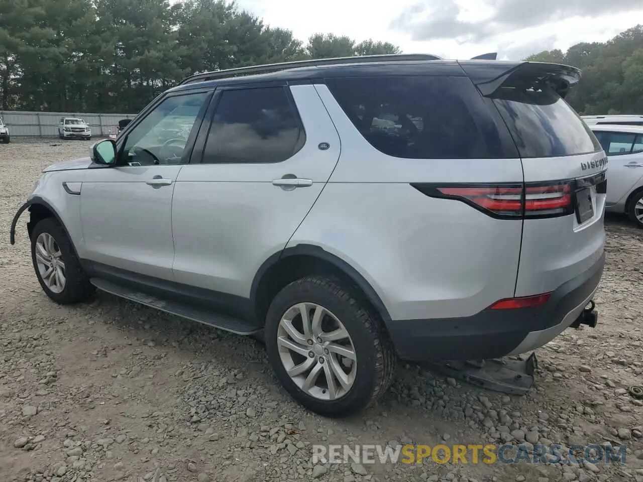2 Photograph of a damaged car SALRR2RV8L2432165 LAND ROVER DISCOVERY 2020