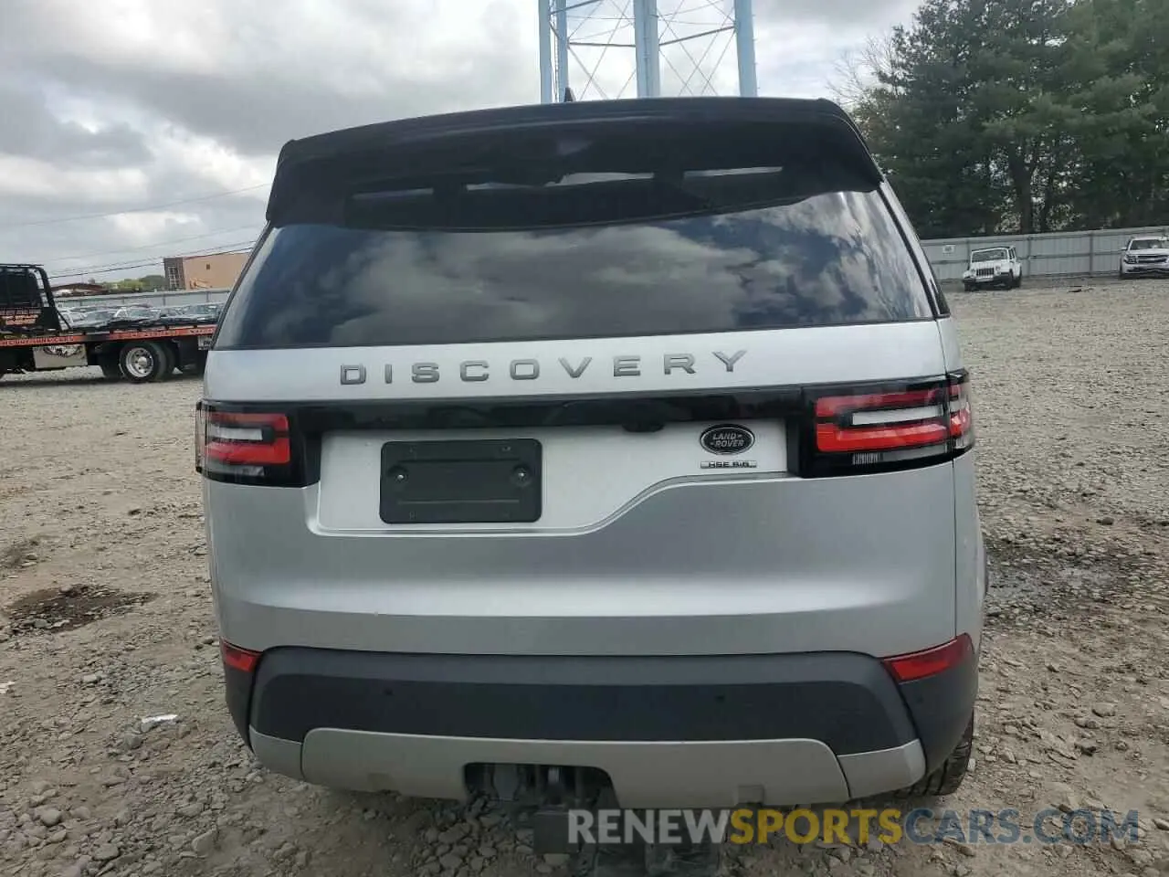 6 Photograph of a damaged car SALRR2RV8L2432165 LAND ROVER DISCOVERY 2020