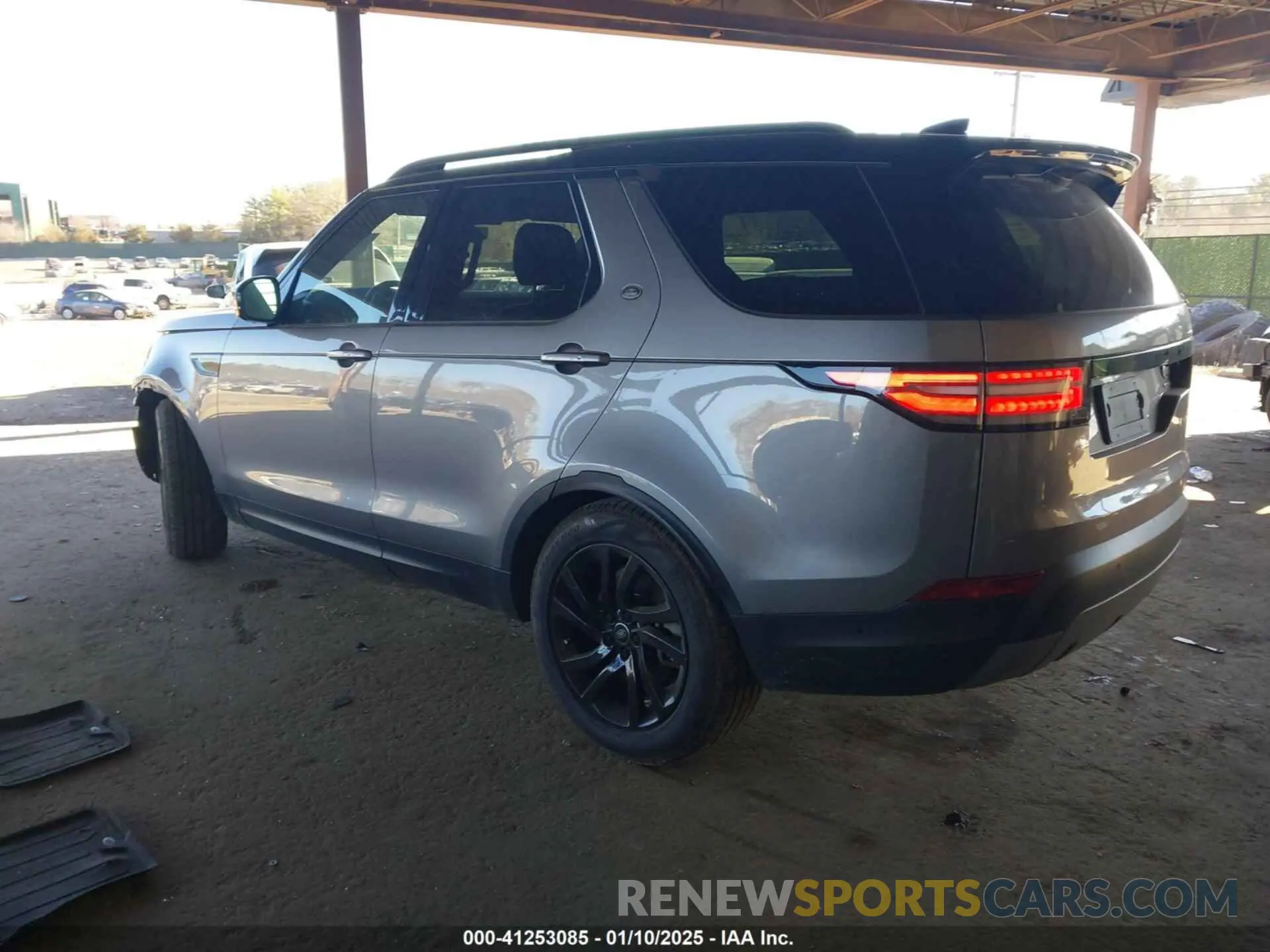 3 Photograph of a damaged car SALRR2RV9L2427251 LAND ROVER DISCOVERY 2020