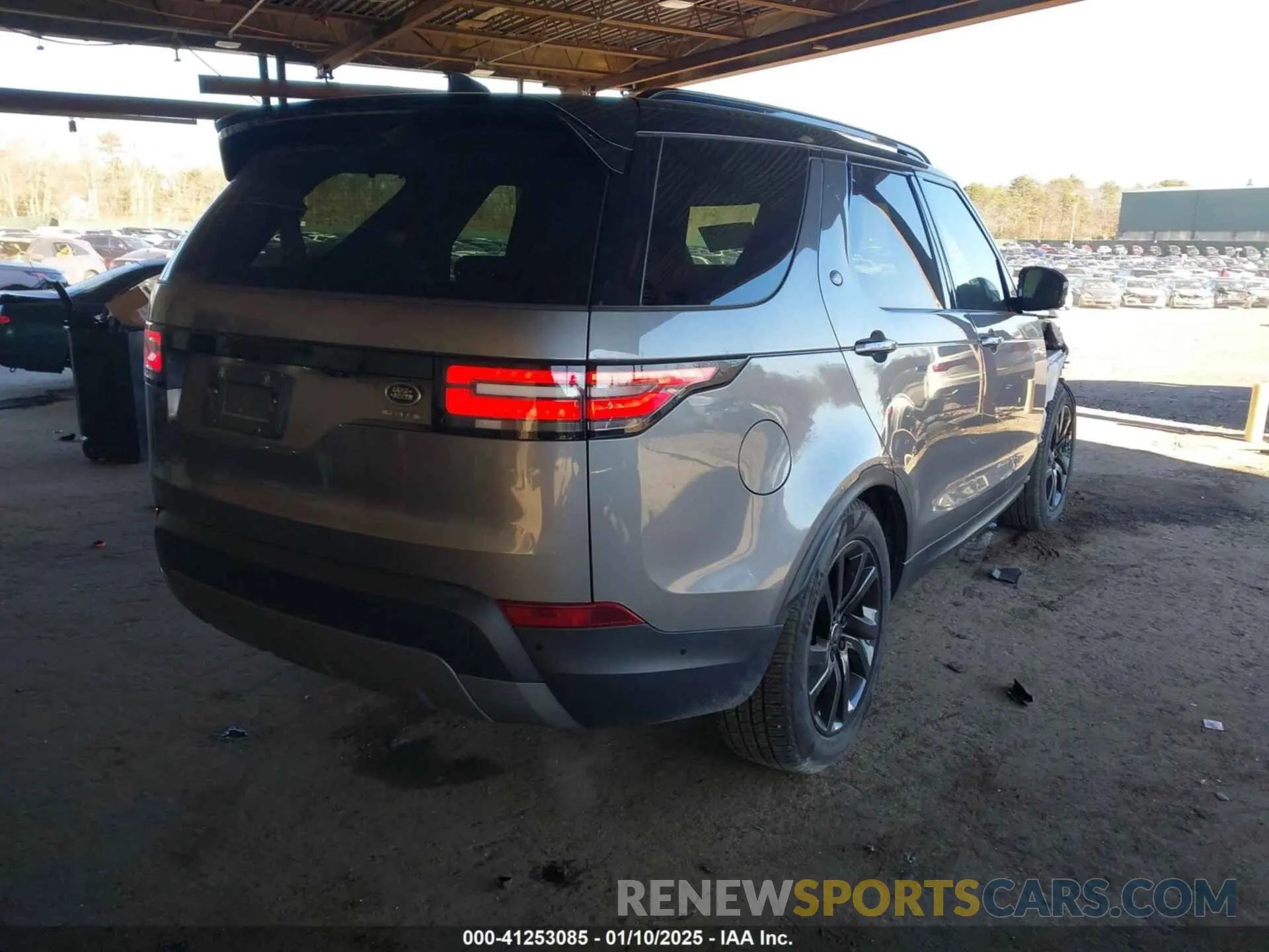 4 Photograph of a damaged car SALRR2RV9L2427251 LAND ROVER DISCOVERY 2020