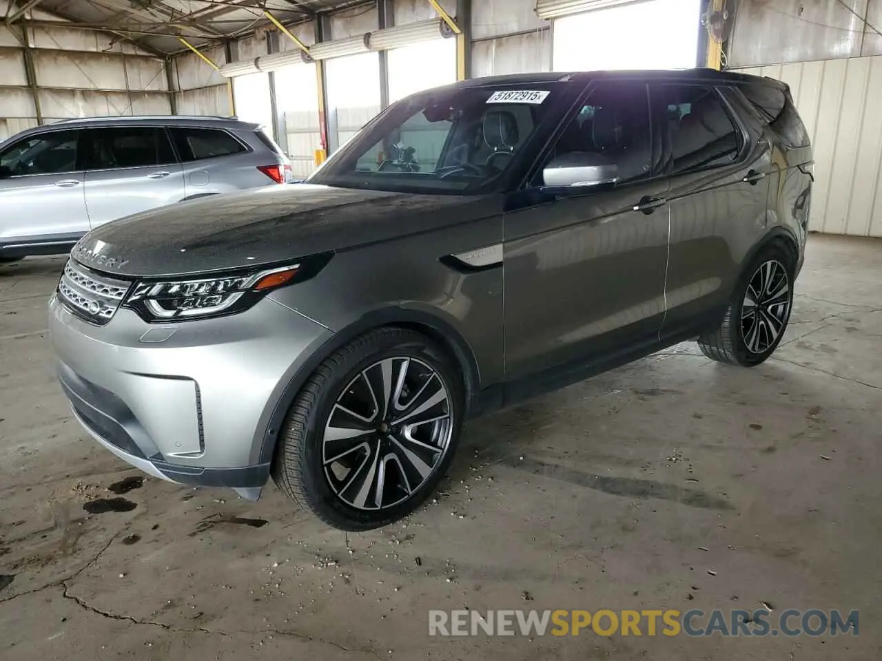 1 Photograph of a damaged car SALRR2RVXL2427694 LAND ROVER DISCOVERY 2020