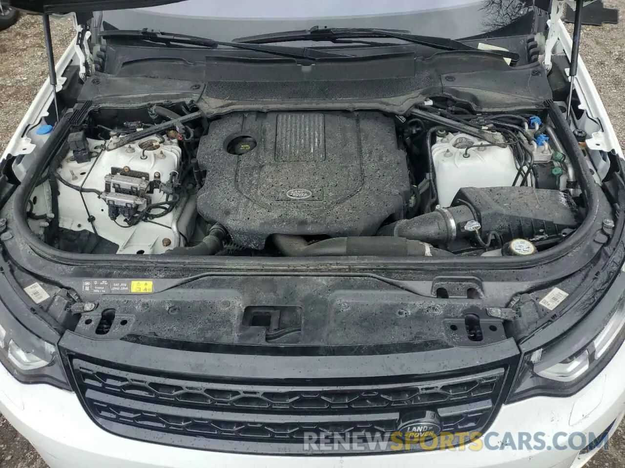 12 Photograph of a damaged car SALRT2RK9L2437222 LAND ROVER DISCOVERY 2020