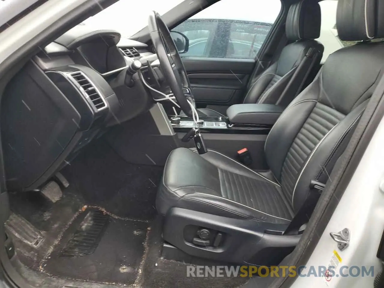 7 Photograph of a damaged car SALRT2RK9L2437222 LAND ROVER DISCOVERY 2020