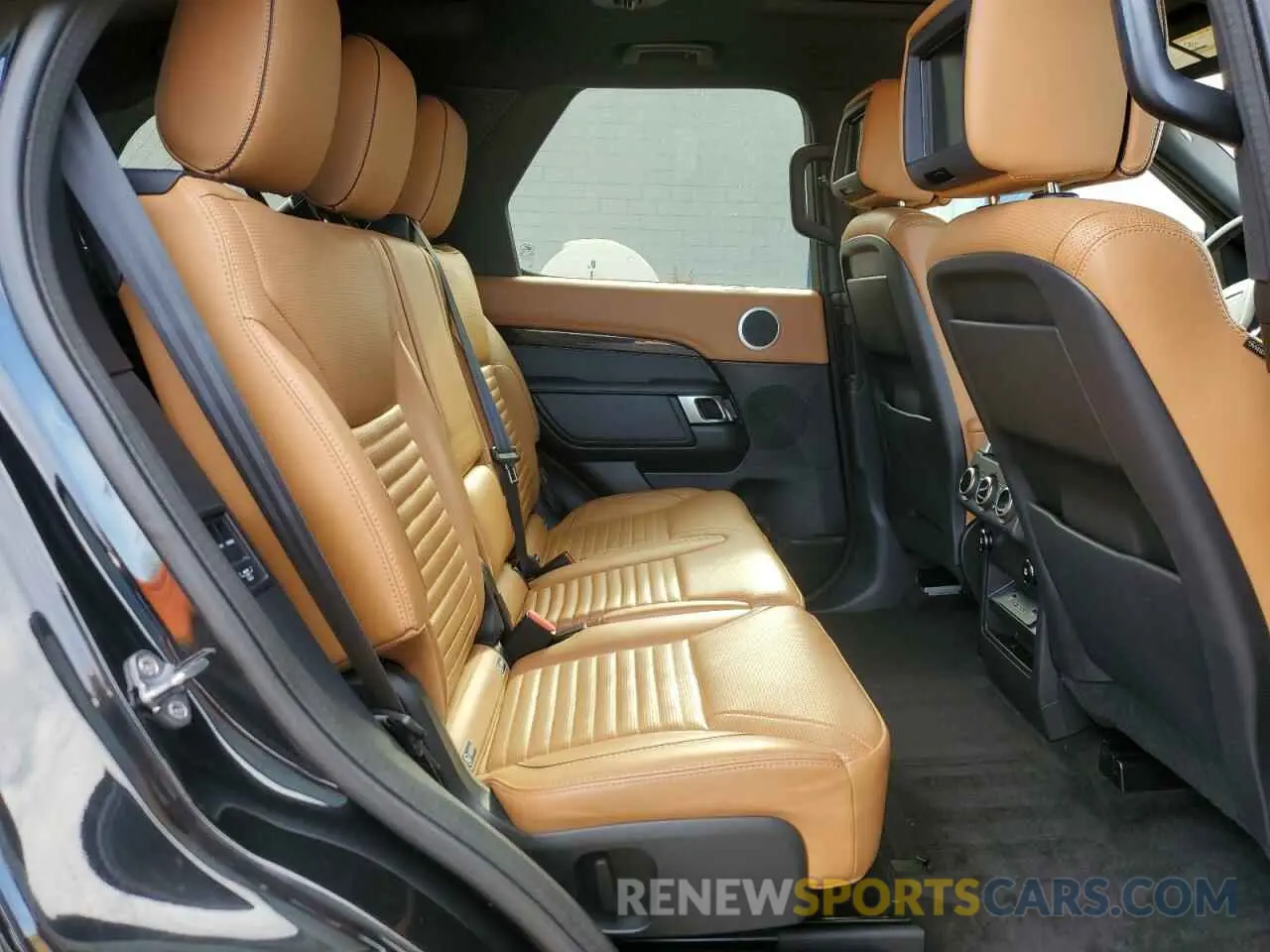 11 Photograph of a damaged car SALRT2RV0L2415555 LAND ROVER DISCOVERY 2020