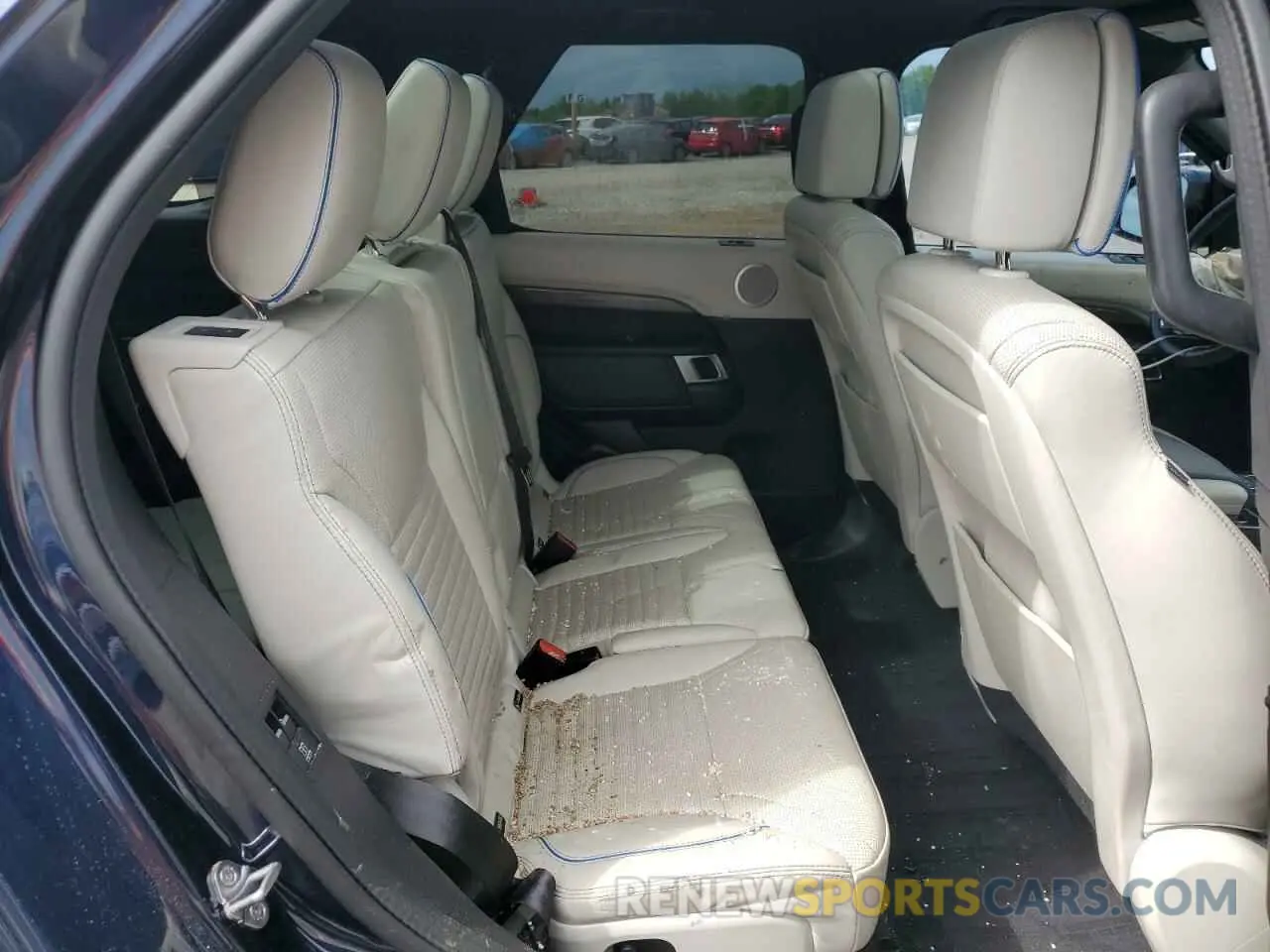 11 Photograph of a damaged car SALRT2RV6L2432375 LAND ROVER DISCOVERY 2020