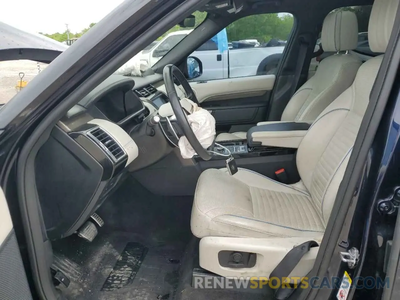 7 Photograph of a damaged car SALRT2RV6L2432375 LAND ROVER DISCOVERY 2020