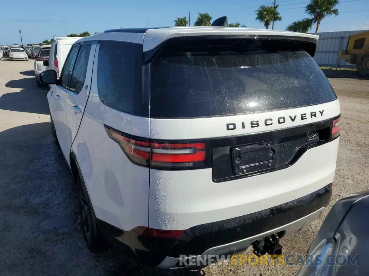 6 Photograph of a damaged car SALRU2RV0L2414922 LAND ROVER DISCOVERY 2020