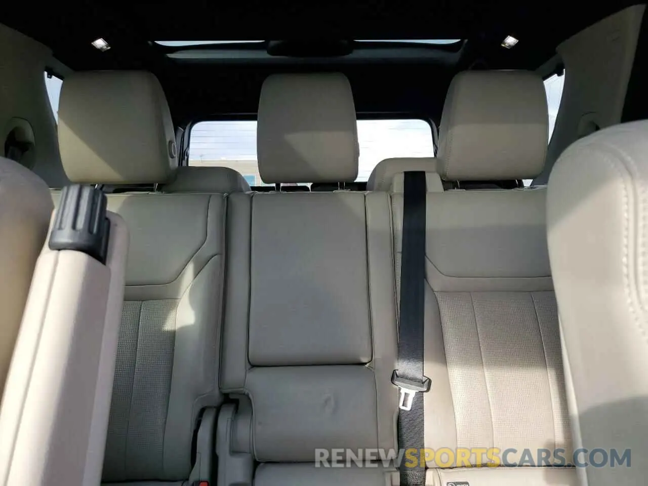 10 Photograph of a damaged car SALRU2RV1L2421359 LAND ROVER DISCOVERY 2020