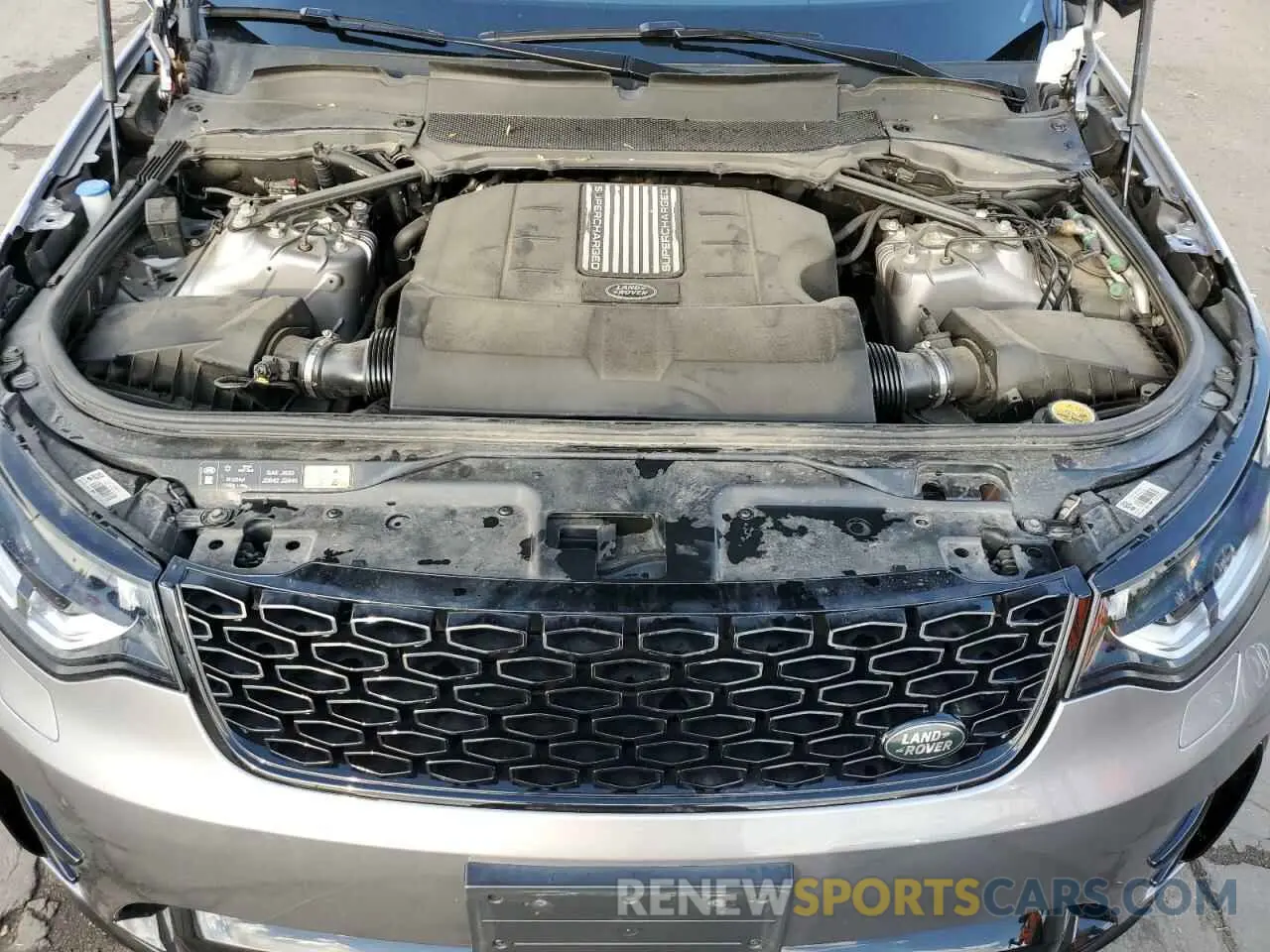 12 Photograph of a damaged car SALRU2RV1L2421359 LAND ROVER DISCOVERY 2020