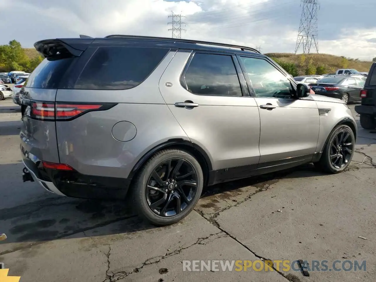 3 Photograph of a damaged car SALRU2RV1L2421359 LAND ROVER DISCOVERY 2020