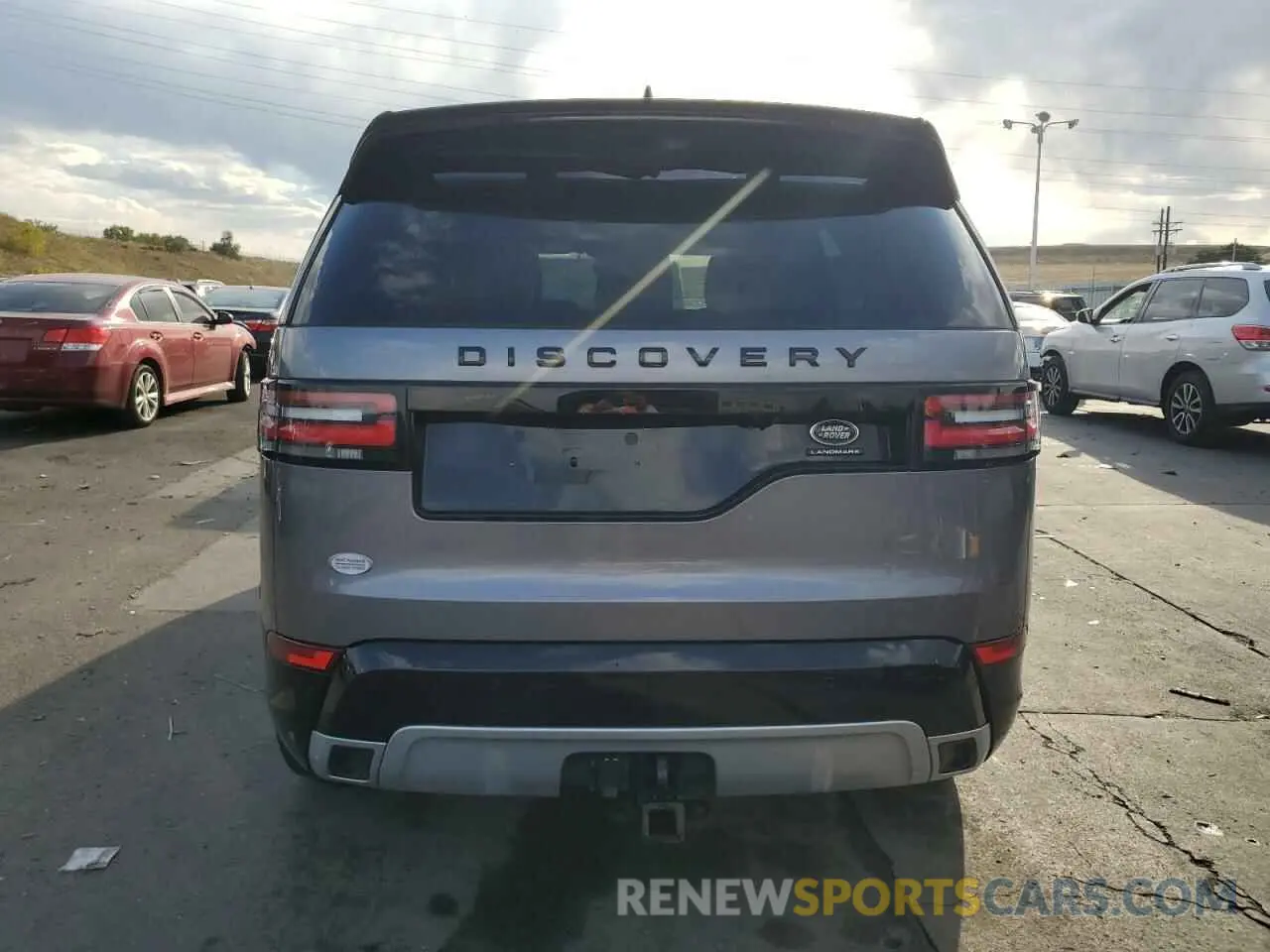 6 Photograph of a damaged car SALRU2RV1L2421359 LAND ROVER DISCOVERY 2020