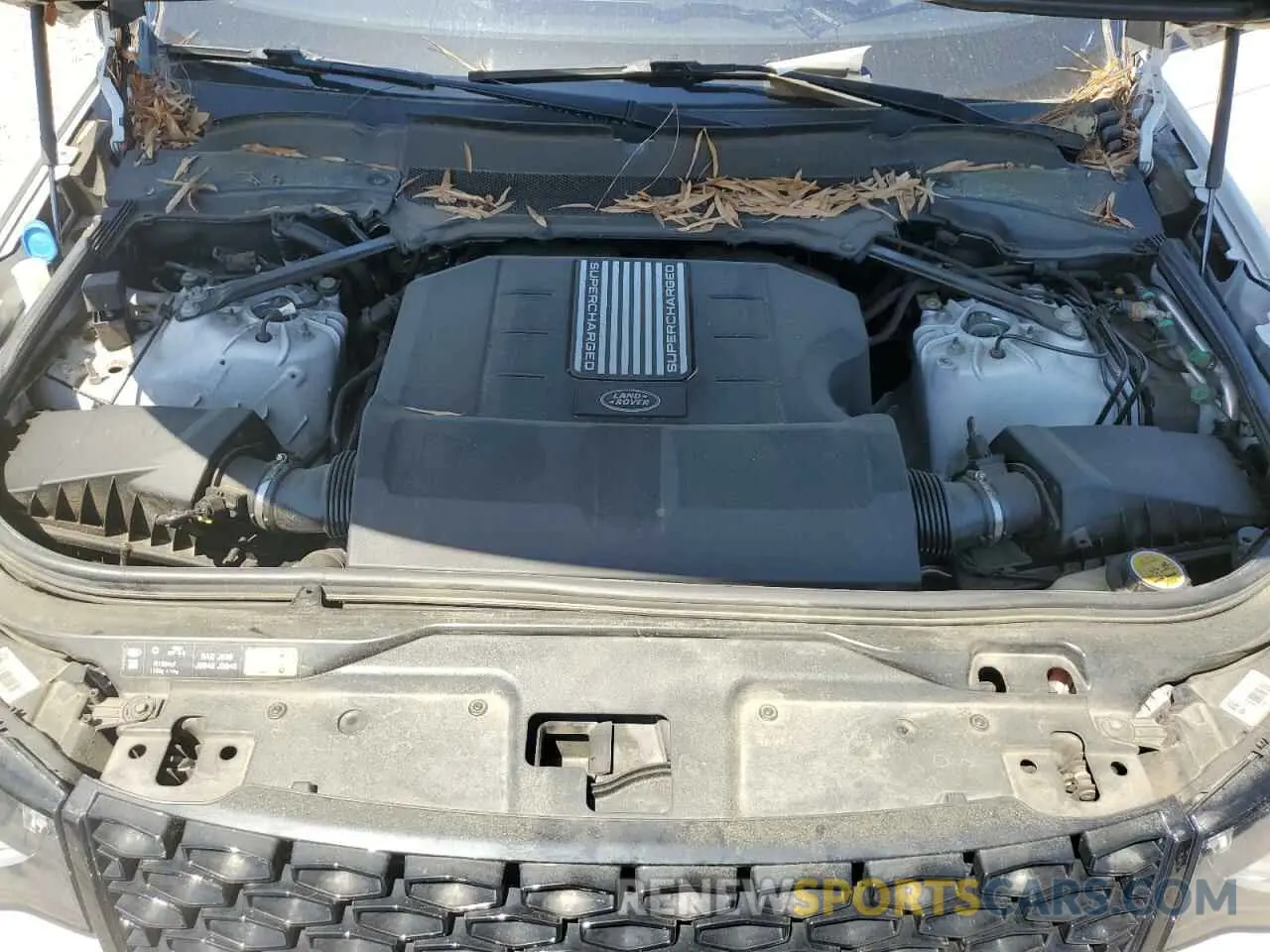 12 Photograph of a damaged car SALRU2RV2L2420043 LAND ROVER DISCOVERY 2020
