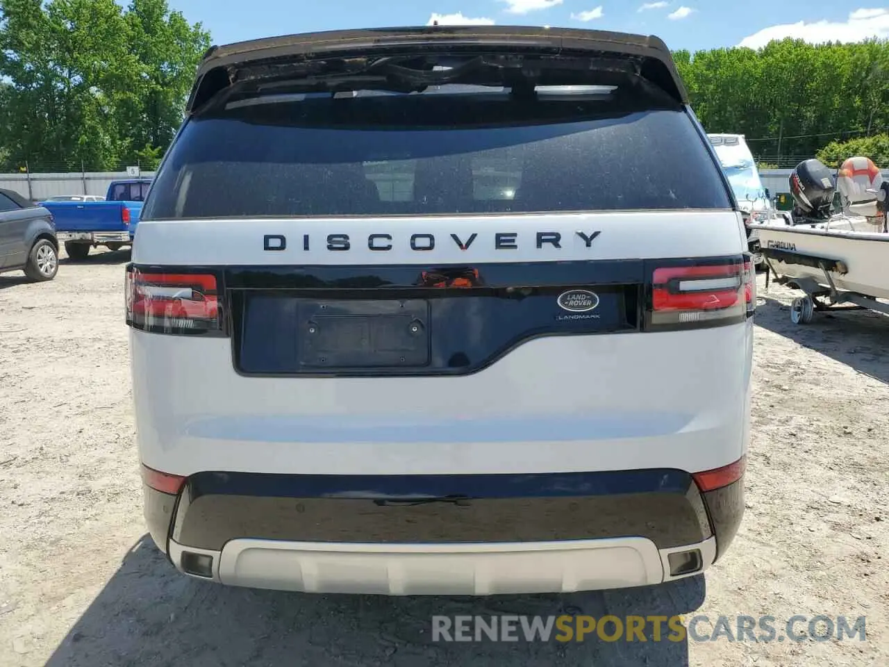 6 Photograph of a damaged car SALRU2RV2L2420043 LAND ROVER DISCOVERY 2020