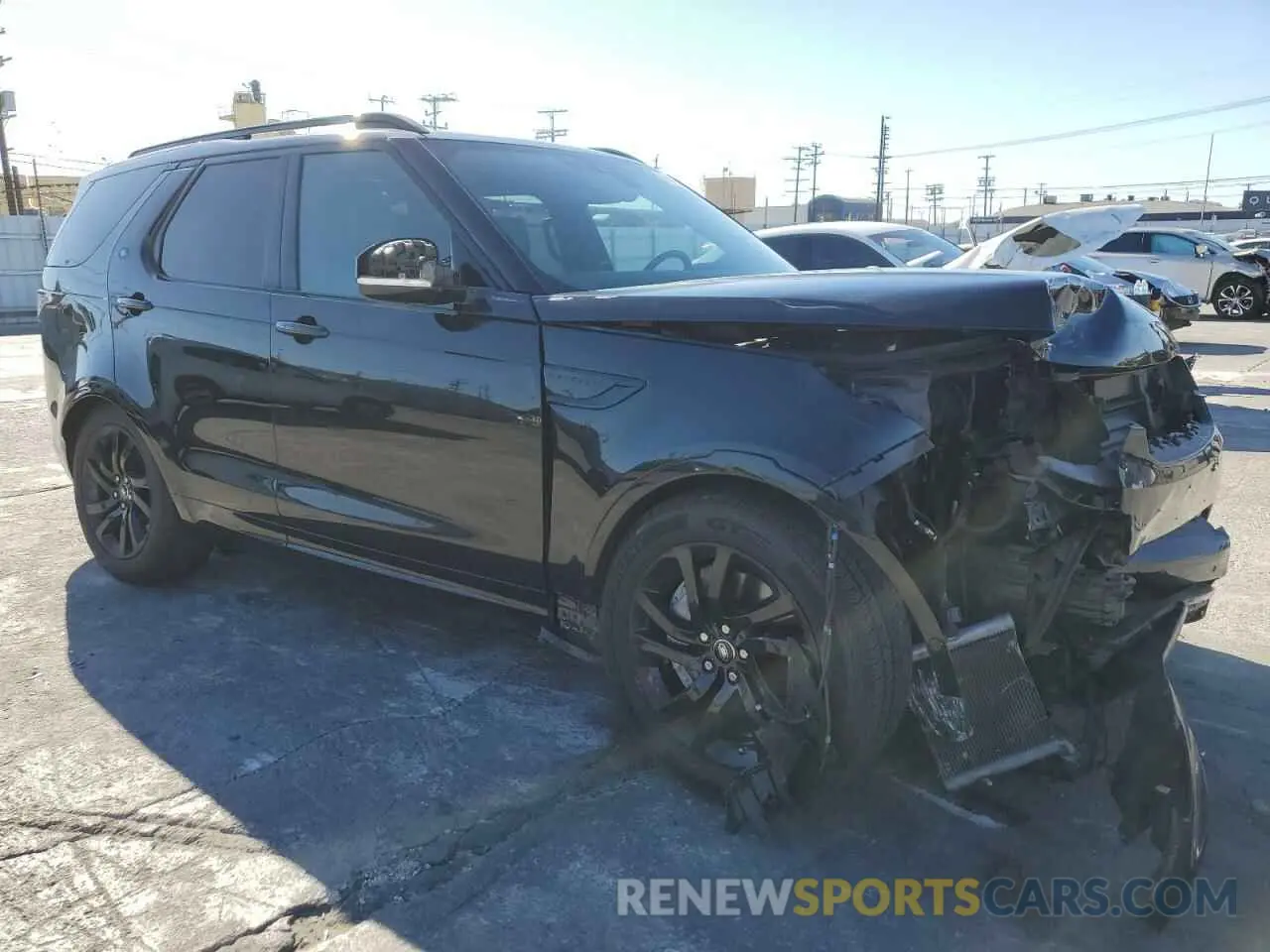 4 Photograph of a damaged car SALRU2RV2L2435965 LAND ROVER DISCOVERY 2020