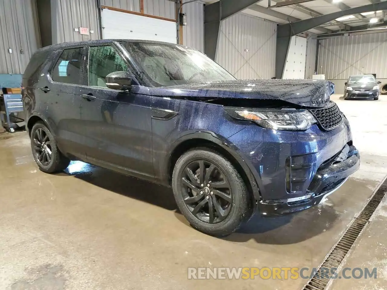 4 Photograph of a damaged car SALRU2RV5L2416388 LAND ROVER DISCOVERY 2020