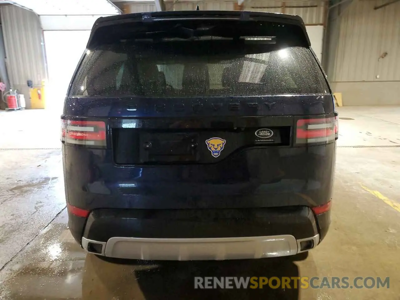 6 Photograph of a damaged car SALRU2RV5L2416388 LAND ROVER DISCOVERY 2020
