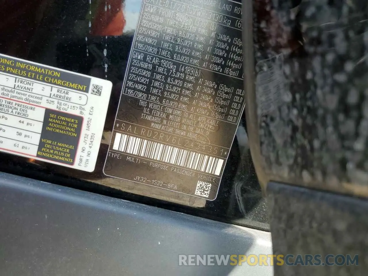 13 Photograph of a damaged car SALRU2RV6L2434351 LAND ROVER DISCOVERY 2020