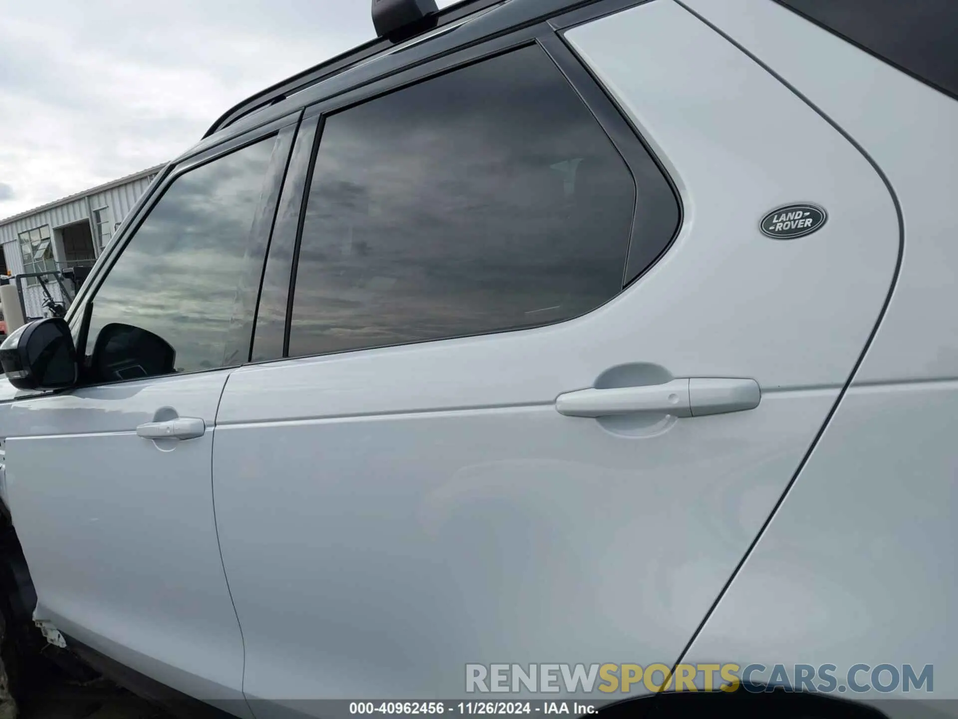 14 Photograph of a damaged car SALRU2RVXL2434031 LAND ROVER DISCOVERY 2020