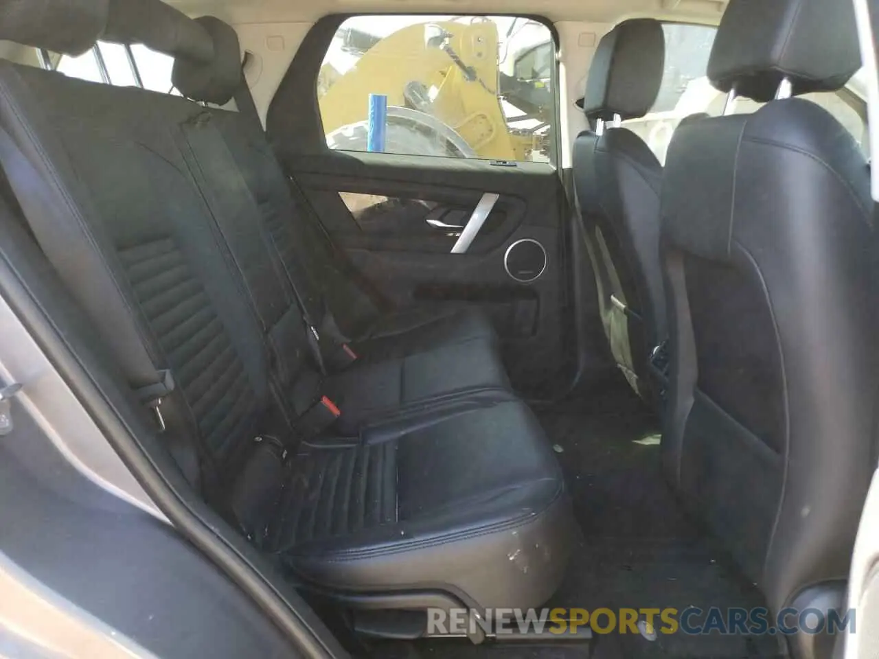 11 Photograph of a damaged car SALCP2FX3MH887067 LAND ROVER DISCOVERY 2021
