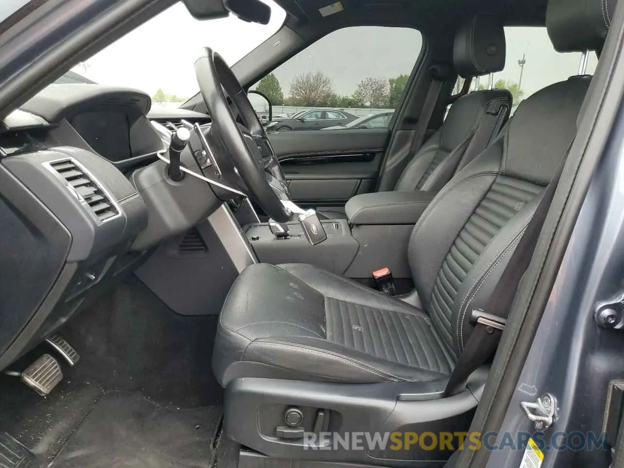 7 Photograph of a damaged car SALRT2RX8M2454672 LAND ROVER DISCOVERY 2021