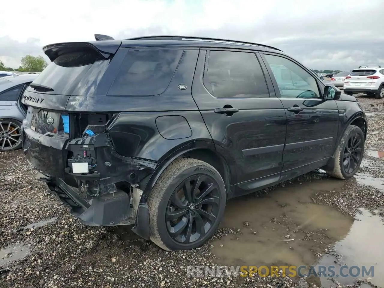 3 Photograph of a damaged car SALCL2FX2NH911145 LAND ROVER DISCOVERY 2022