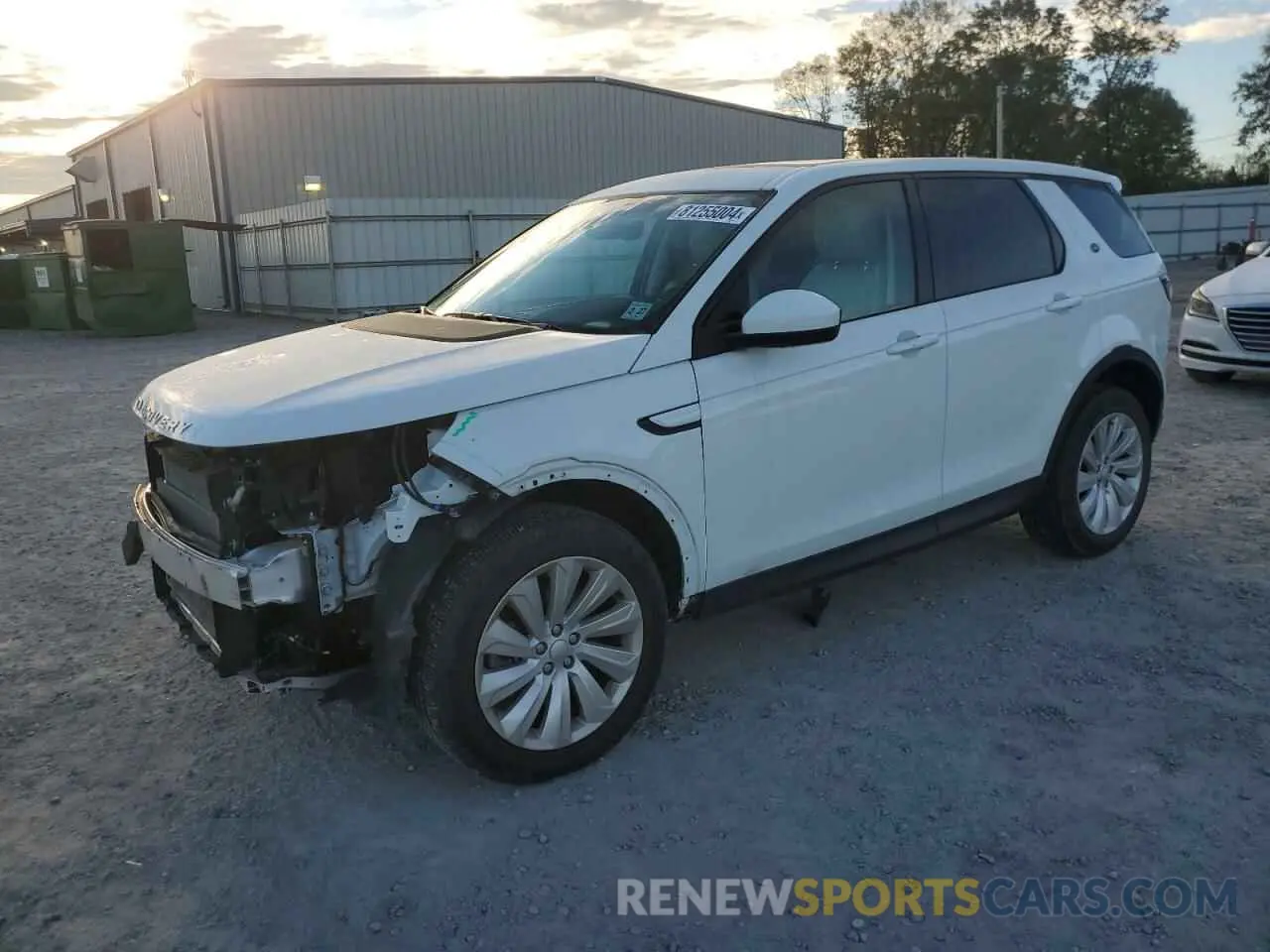 1 Photograph of a damaged car SALCP2FX7NH910254 LAND ROVER DISCOVERY 2022