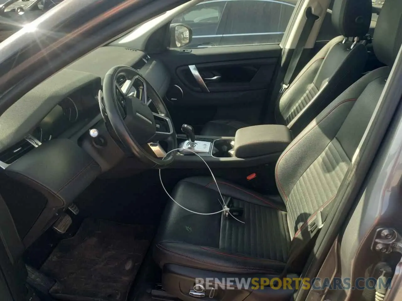 7 Photograph of a damaged car SALCT2FX0NH909894 LAND ROVER DISCOVERY 2022