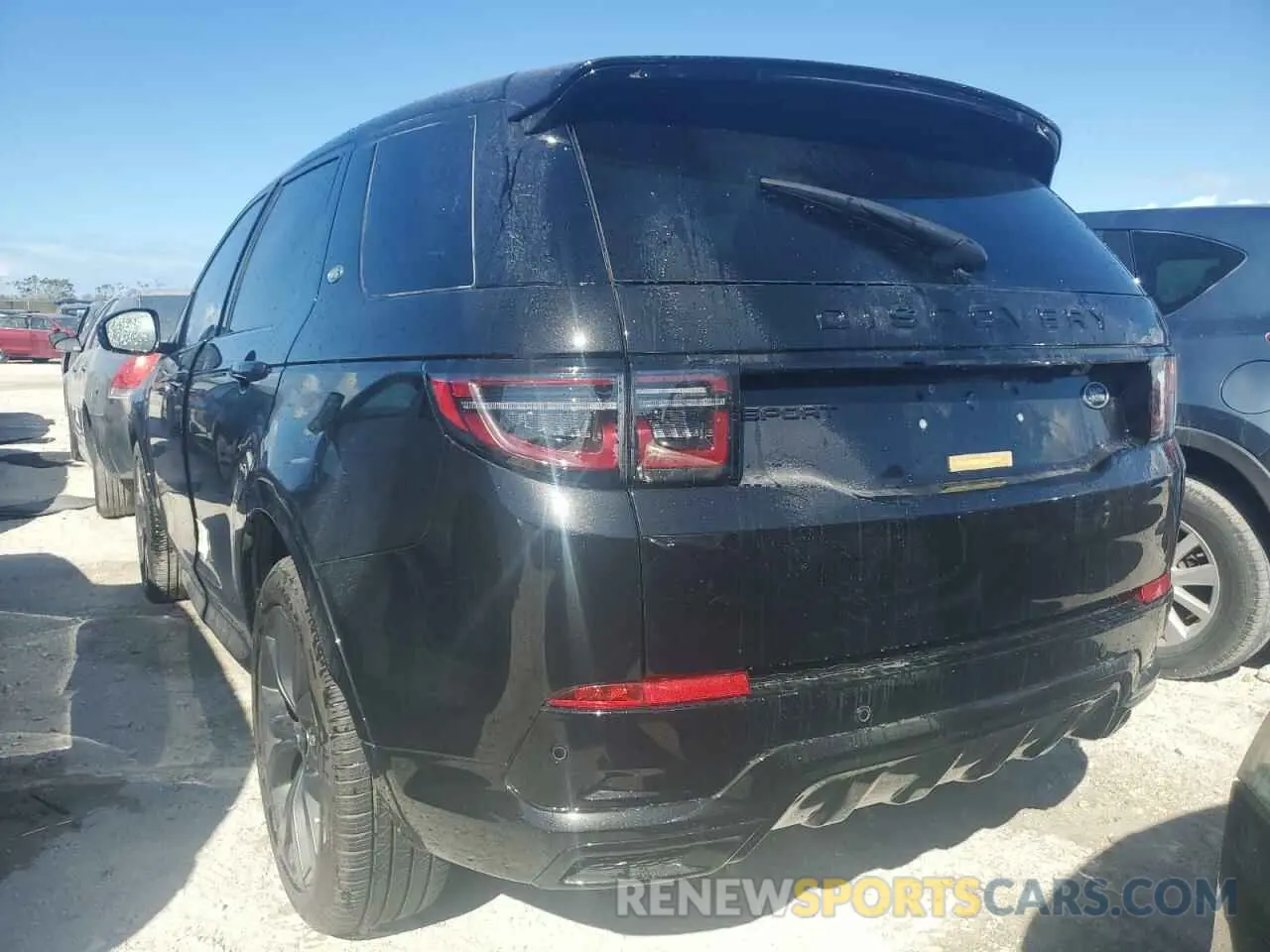 6 Photograph of a damaged car SALCT2FX4NH909767 LAND ROVER DISCOVERY 2022