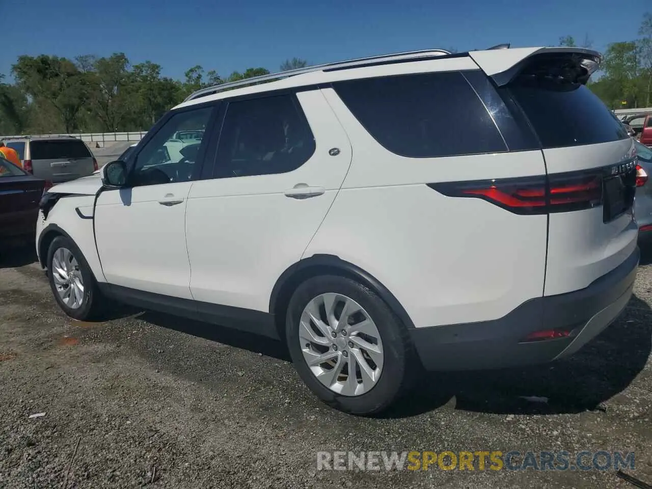 2 Photograph of a damaged car SALRJ2EX3N2460165 LAND ROVER DISCOVERY 2022