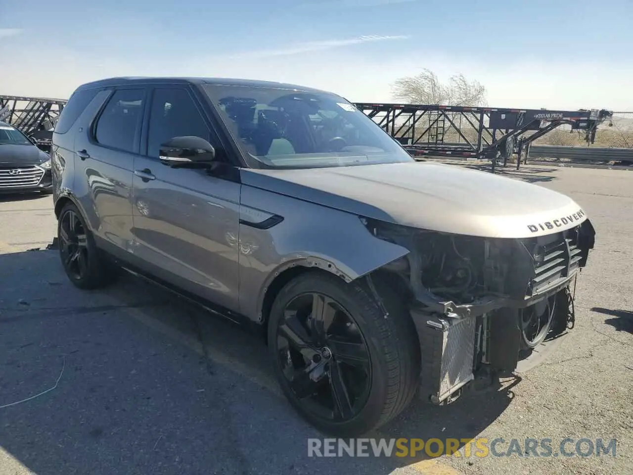 4 Photograph of a damaged car SALRM4EU6N2459343 LAND ROVER DISCOVERY 2022