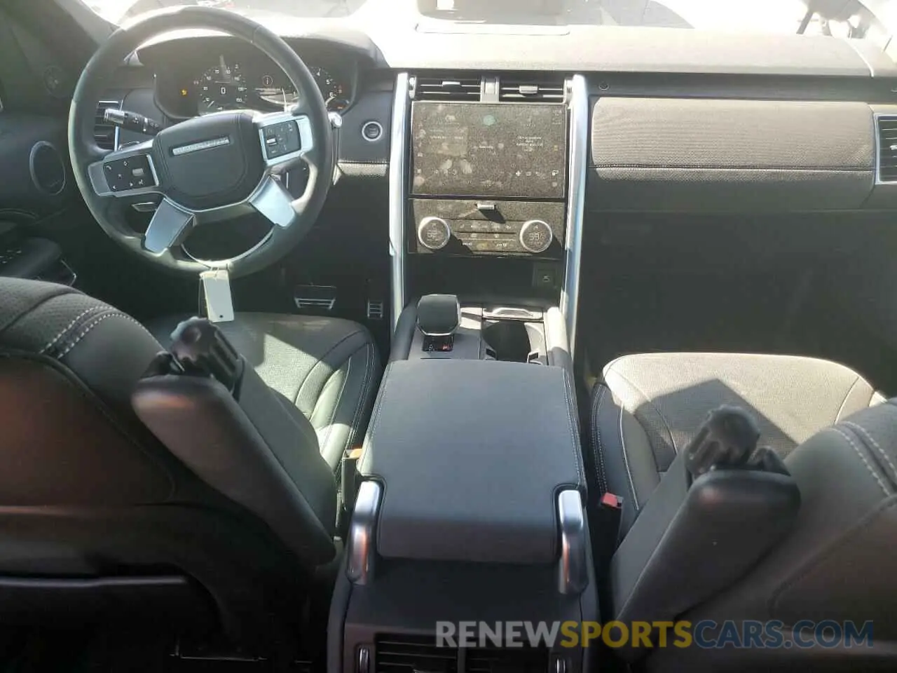 8 Photograph of a damaged car SALRM4EU6N2459343 LAND ROVER DISCOVERY 2022