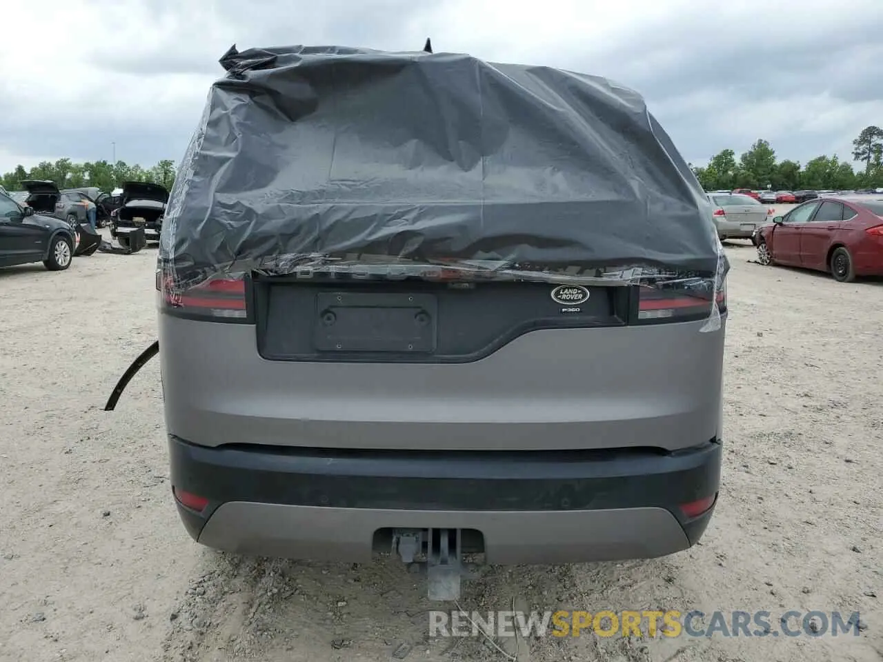 6 Photograph of a damaged car SALRT4EU6N2458972 LAND ROVER DISCOVERY 2022