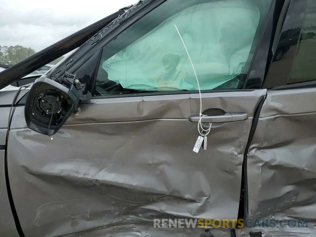 7 Photograph of a damaged car SALRT4EU6N2458972 LAND ROVER DISCOVERY 2022