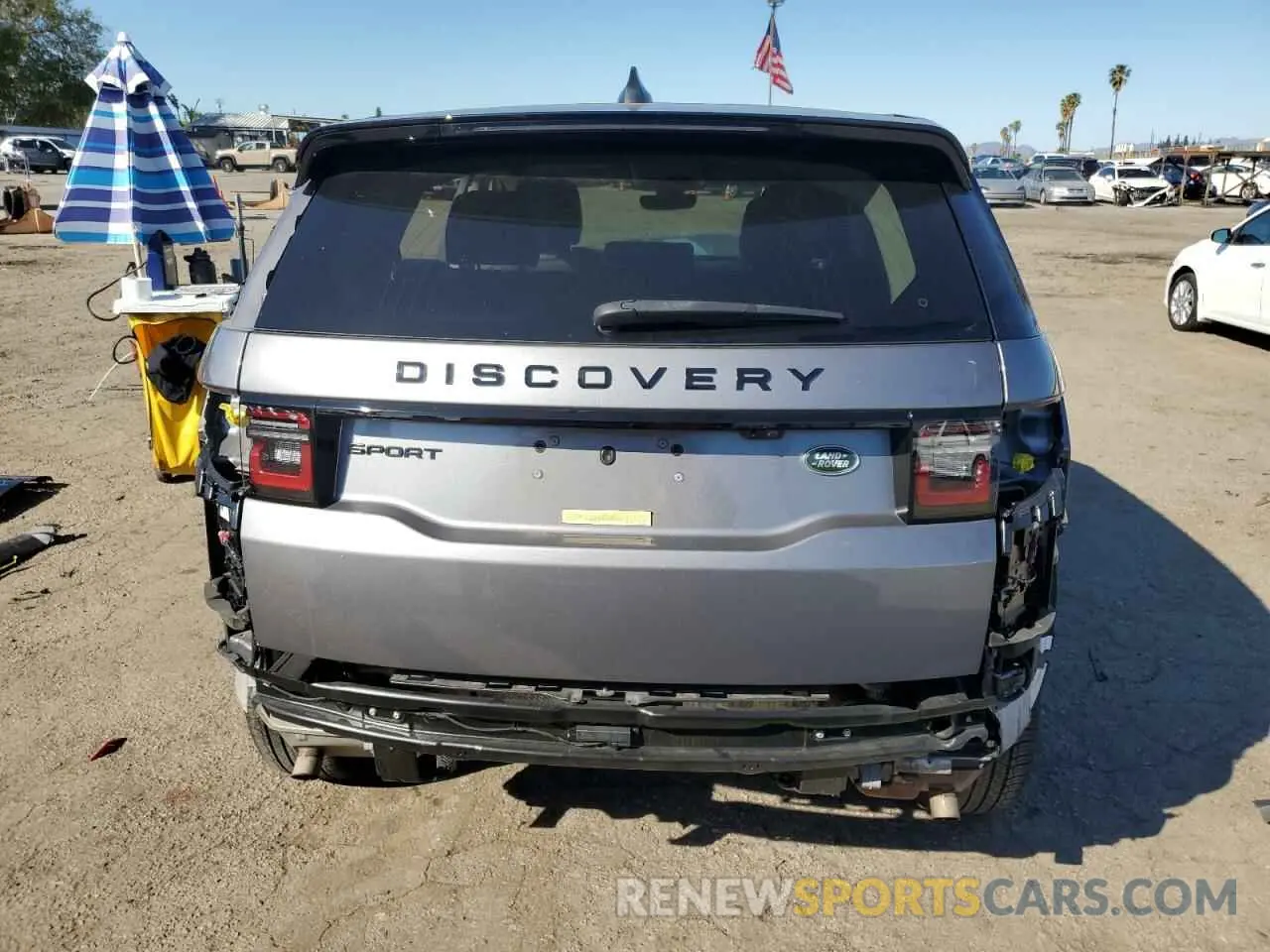6 Photograph of a damaged car SALCJ2FX9PH324420 LAND ROVER DISCOVERY 2023