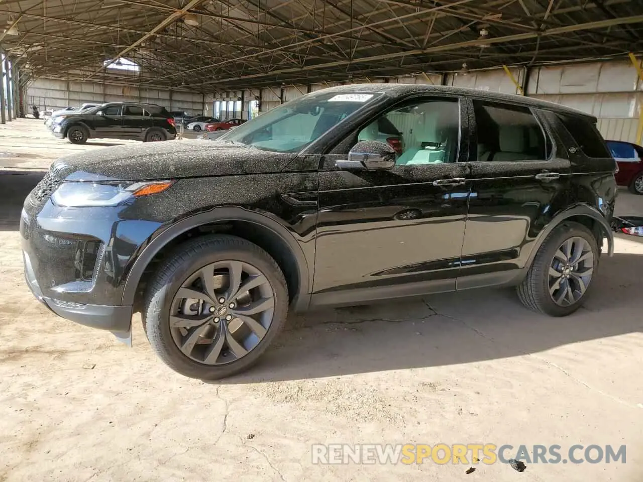 1 Photograph of a damaged car SALCP2FX8PH333270 LAND ROVER DISCOVERY 2023
