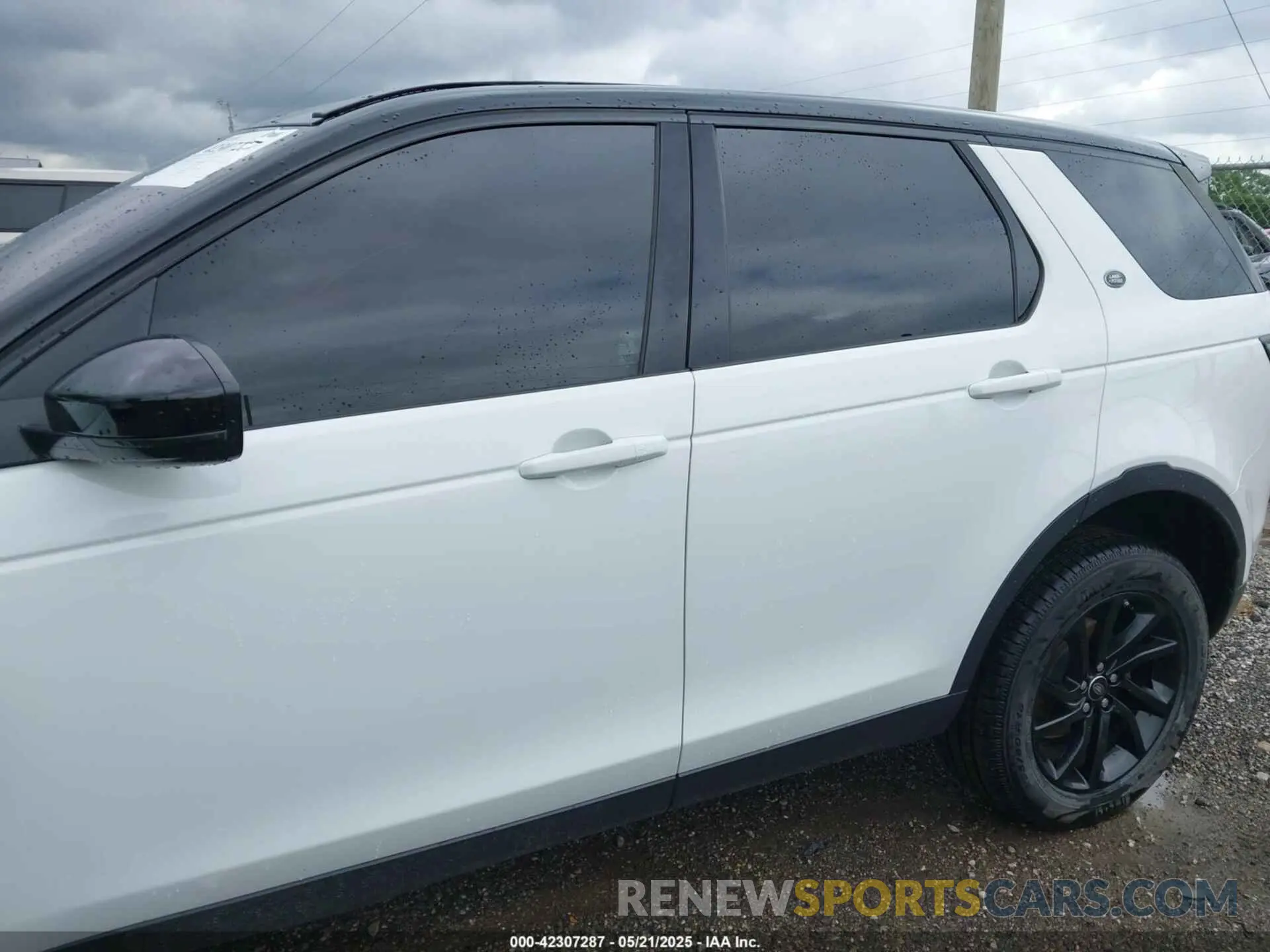 14 Photograph of a damaged car SALCP2FX0KH786887 LAND ROVER DISCOVERY SPORT 2019