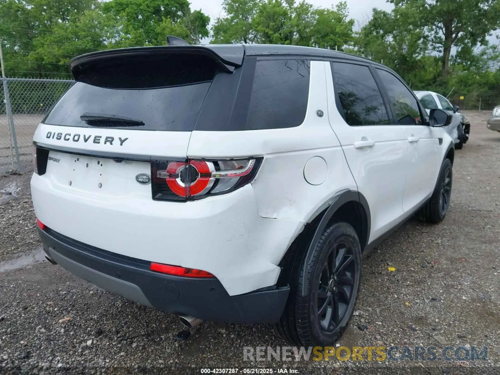 6 Photograph of a damaged car SALCP2FX0KH786887 LAND ROVER DISCOVERY SPORT 2019
