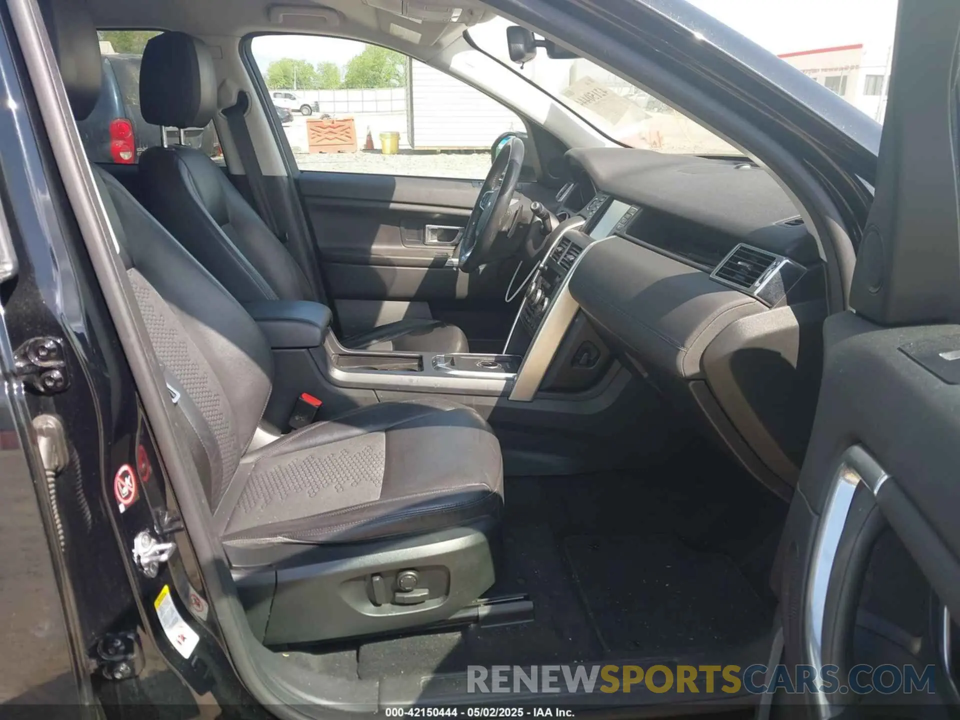 5 Photograph of a damaged car SALCP2FX2KH793078 LAND ROVER DISCOVERY SPORT 2019
